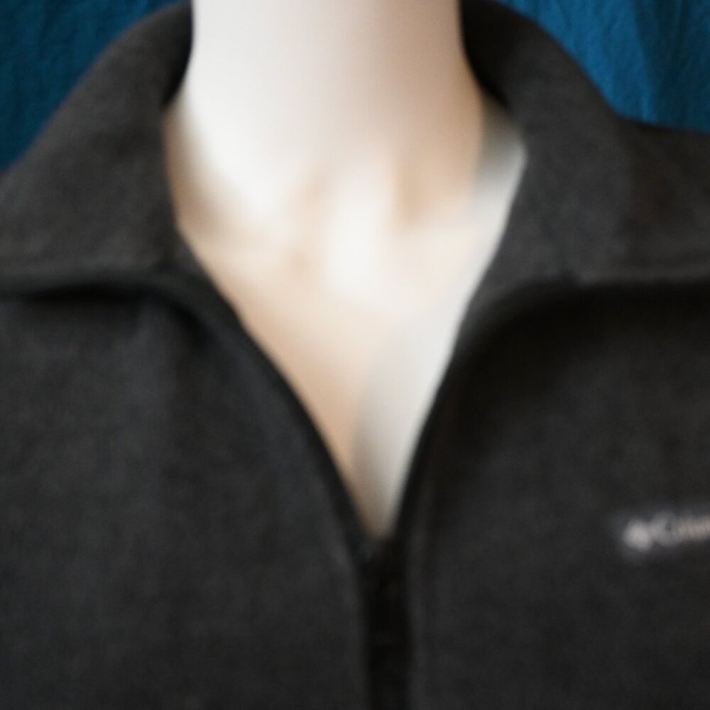 Columbia Large Vest - Picture 3 of 10